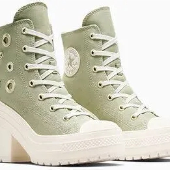 Converse Shoes - Chuck 70 De Luxe Heel Platform Metal Rings NWT Women 6.5 fits like 7